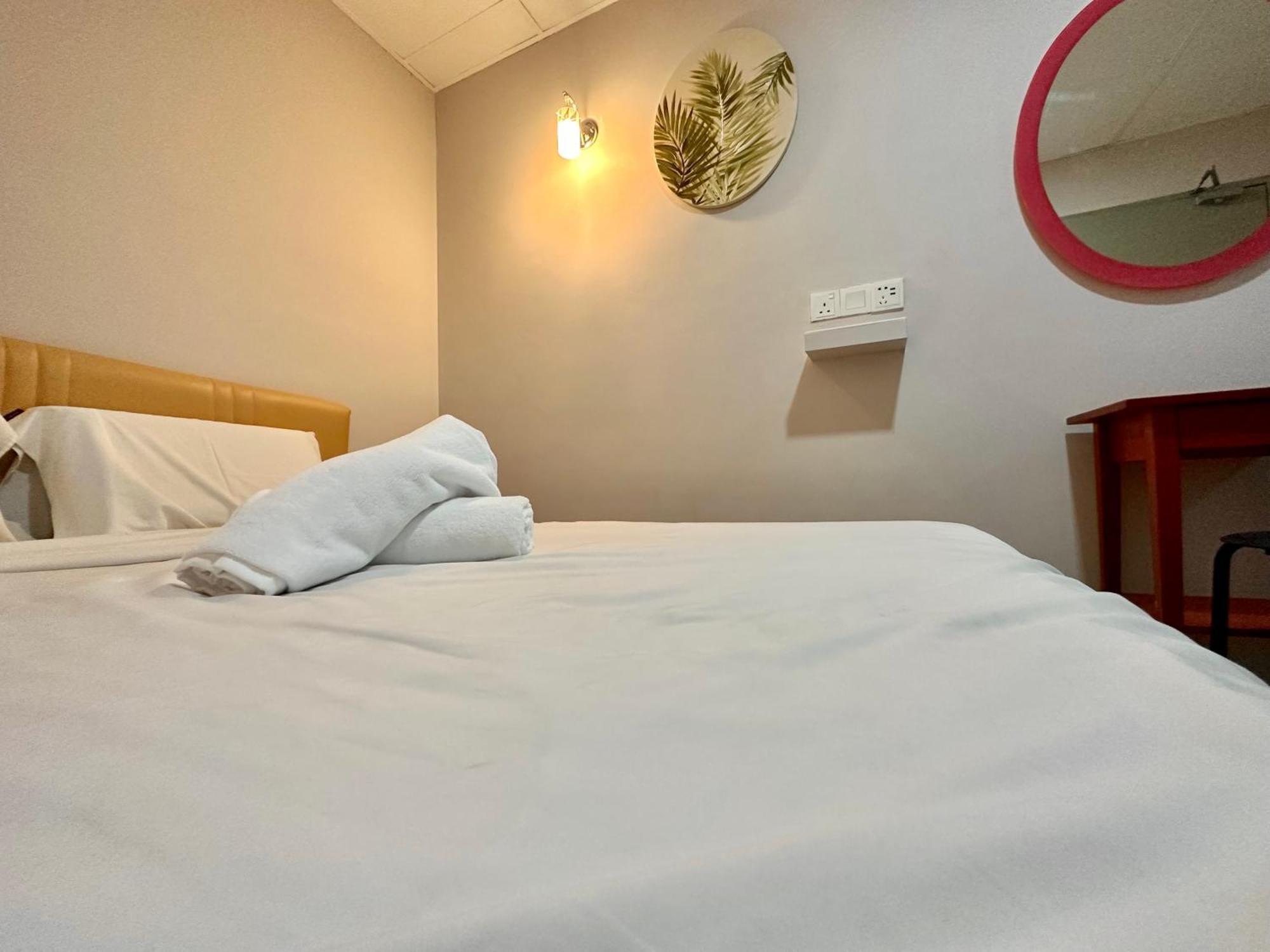 Dingdong Homes Hotel 2*