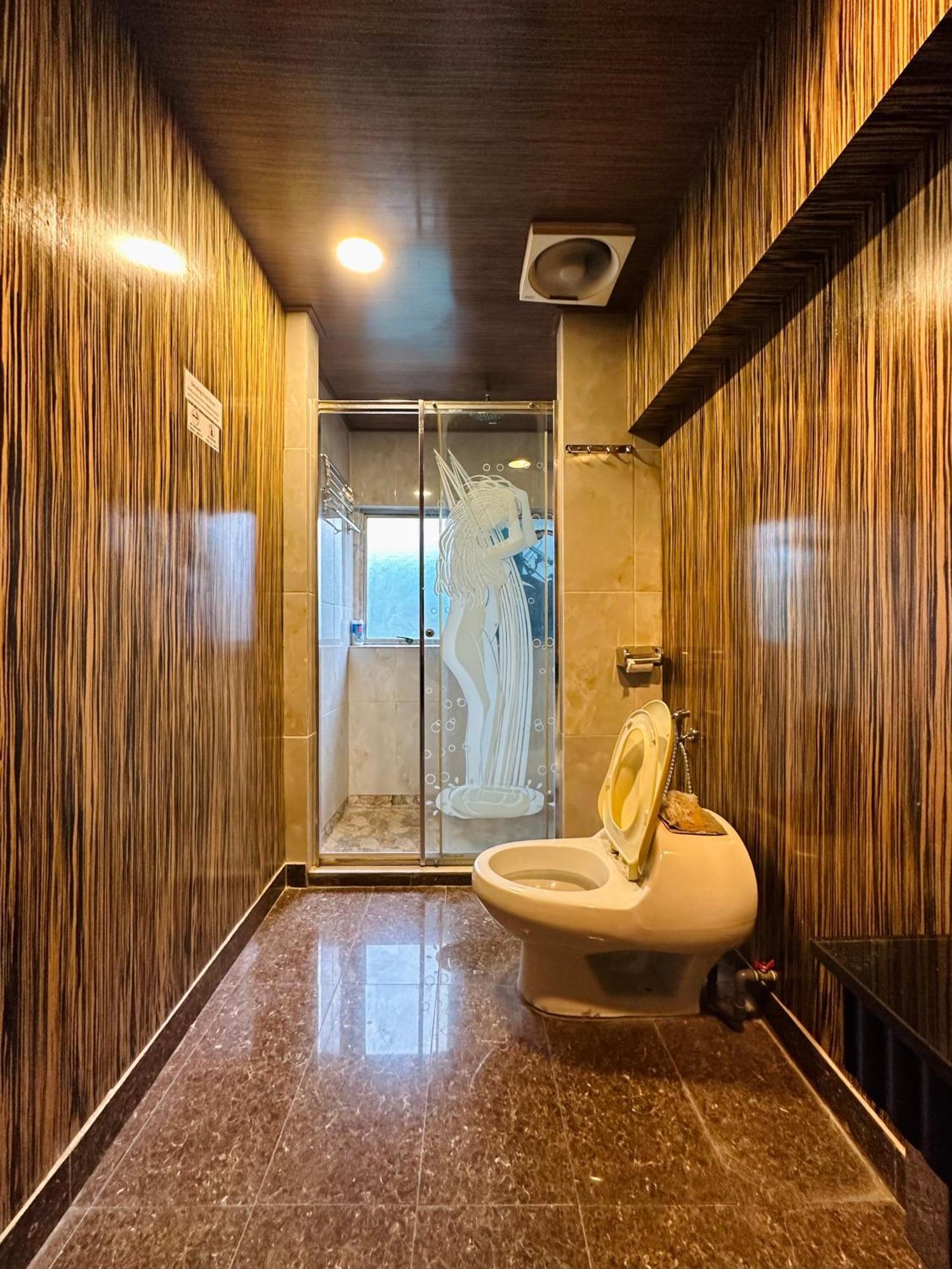 Hotel Dingdong Homes 2*
