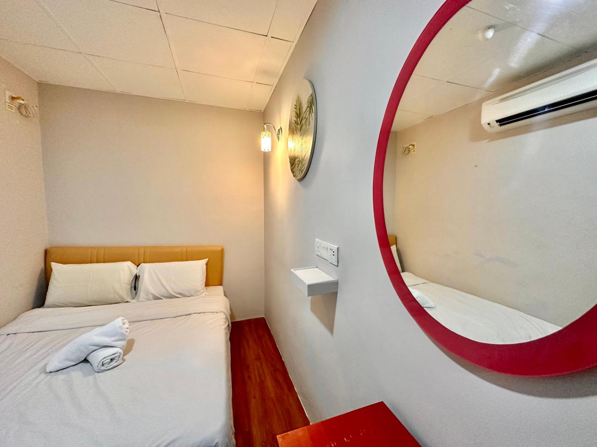 Dingdong Homes Hotel 2*