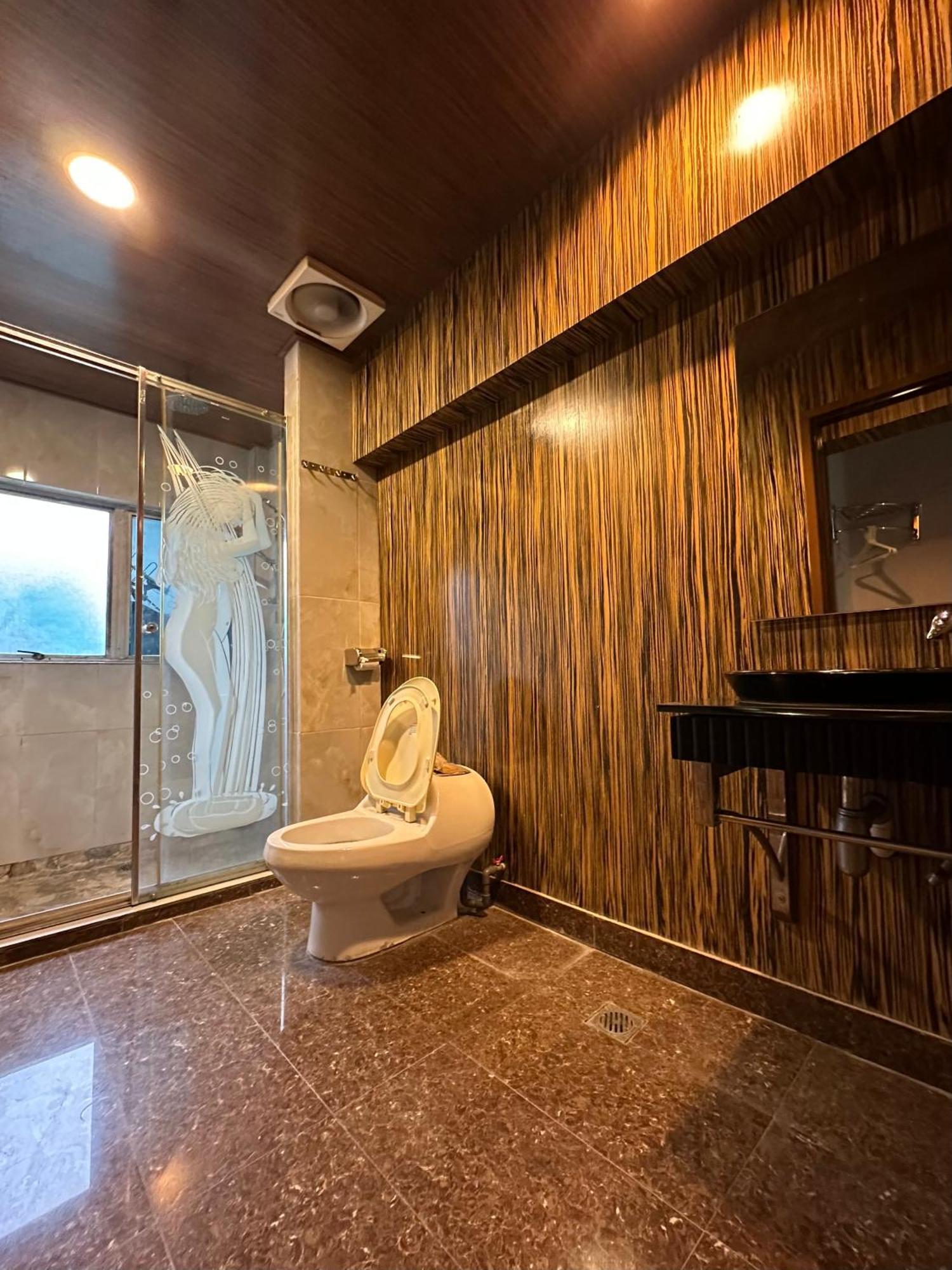 Dingdong Homes Hotel